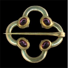 028-Medieval Brooch Saba shape